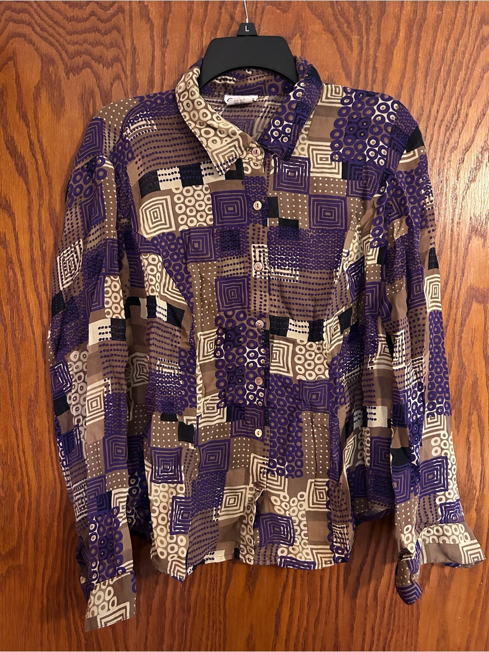 Women’s Vintage 80s or 90s Button Down Purple Patterned Blouse
